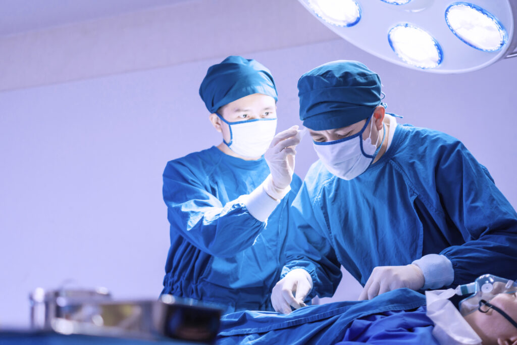 medico operando
